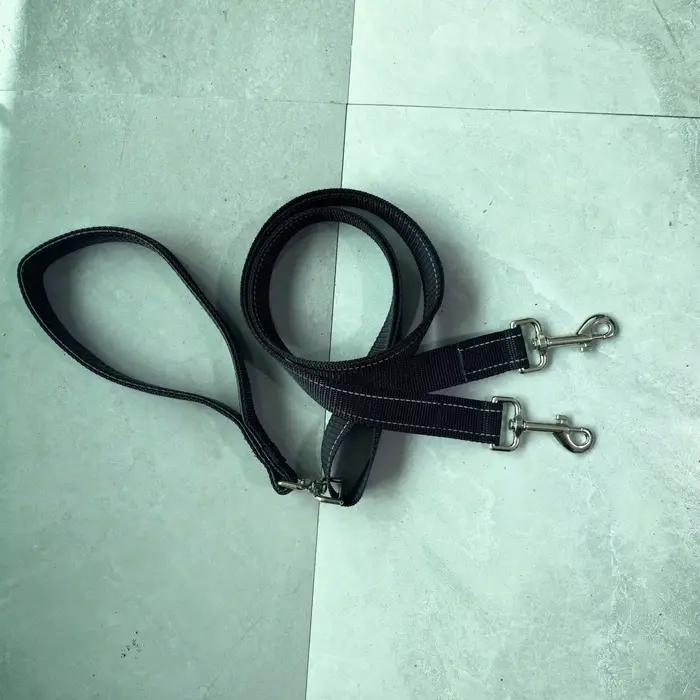 Laisse double pour chien, anti-emmêlement 360 ° Attache de laisse réfléchissante pivotante, longueur