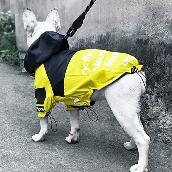Manteau imperméable pour chien, veste réfléchissante à capuche pour chien, vêtements d'extérieur pou
