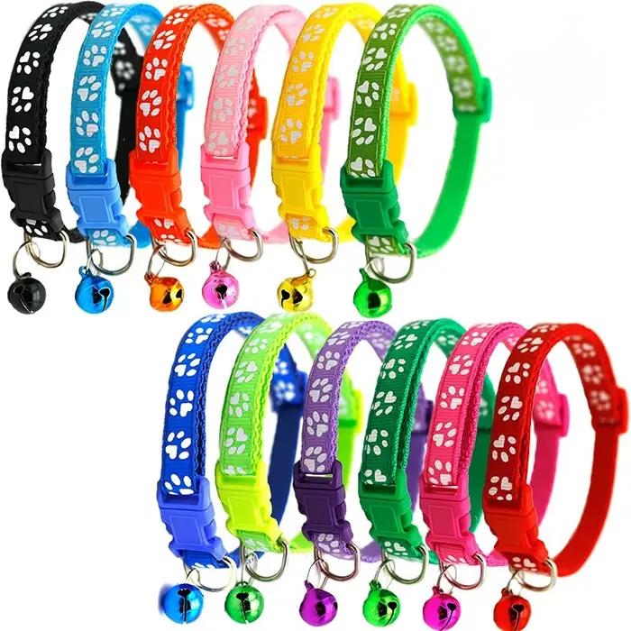 Collier pour animaux de compagnie avec cloche empreinte de dessin animé coloré chien chiot chat acce