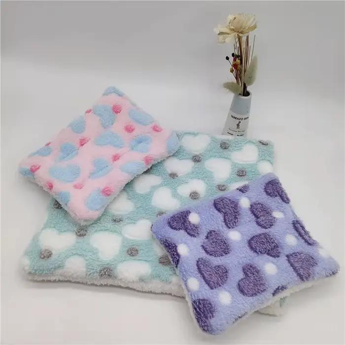 Hiver chaud petit cochon d'inde Hamster lit maison nid Hamster accessoires écureuil hérisson lapin C