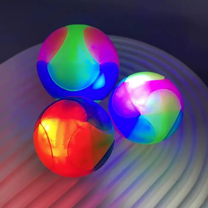 Balle lumineuse à DEL pour chiens, jouet à billes élastiques, jouet interactif pour chiot, boules mo