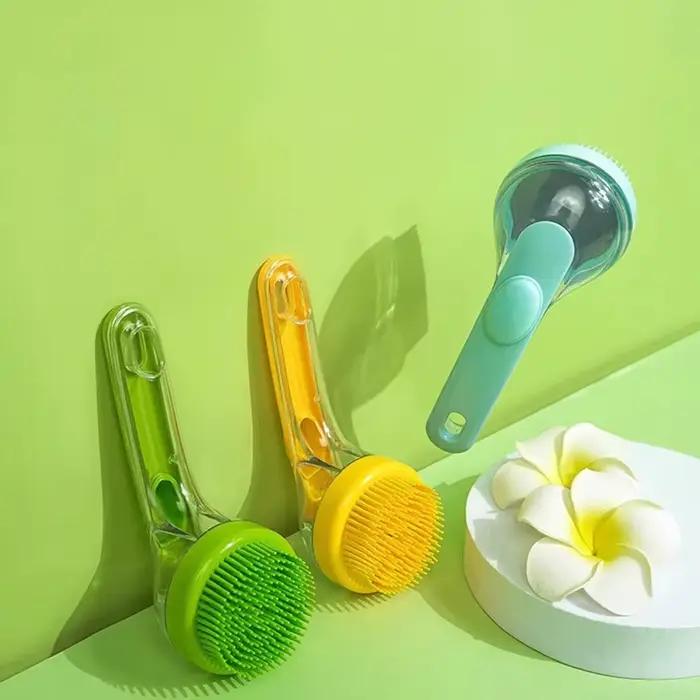 Brosse de bain pour animaux de compagnie pour petits chiens et chats: outil de lavage spécialisé
