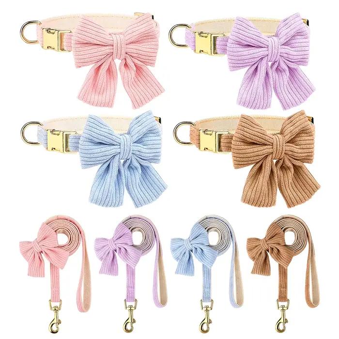 Ensemble de laisse de collier de chien mignon avec nœud papillon colliers de chiens de chiot en velours doux plomb de