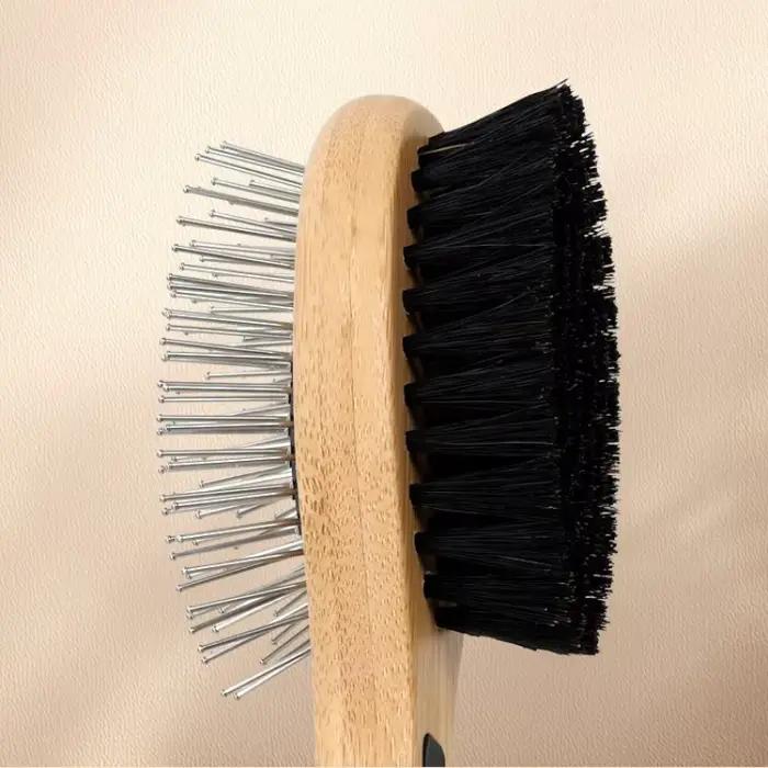 Brosse double face en poils de sanglier pour animaux : outil de massage et de démêlage pour chiens et chats