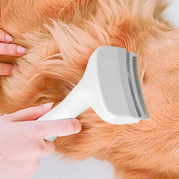 Brosse démêlante pour chiens et chats