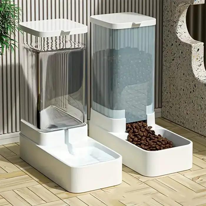 Distributeur automatique d'eau pour chien