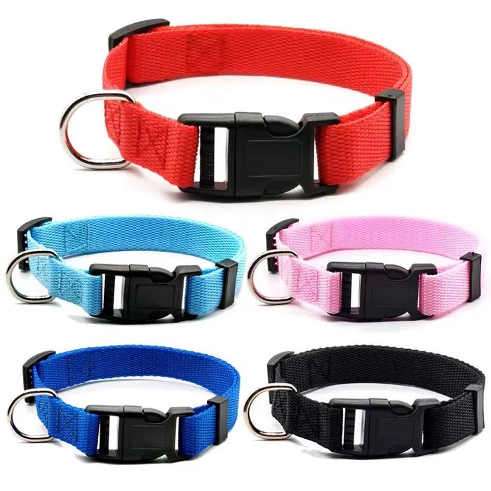 Collier de chien réglable en nylon avec clip