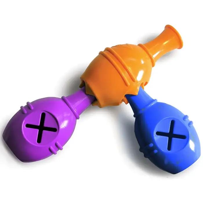 Jouet pour chien KONG Genius Leo de taille L, couleurs variées