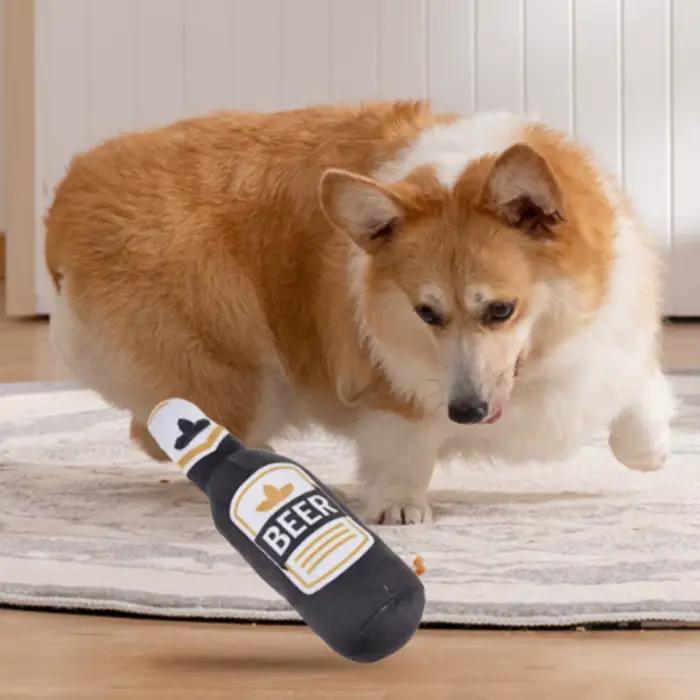Jouet pour chien réaliste en forme de bouteille de bière