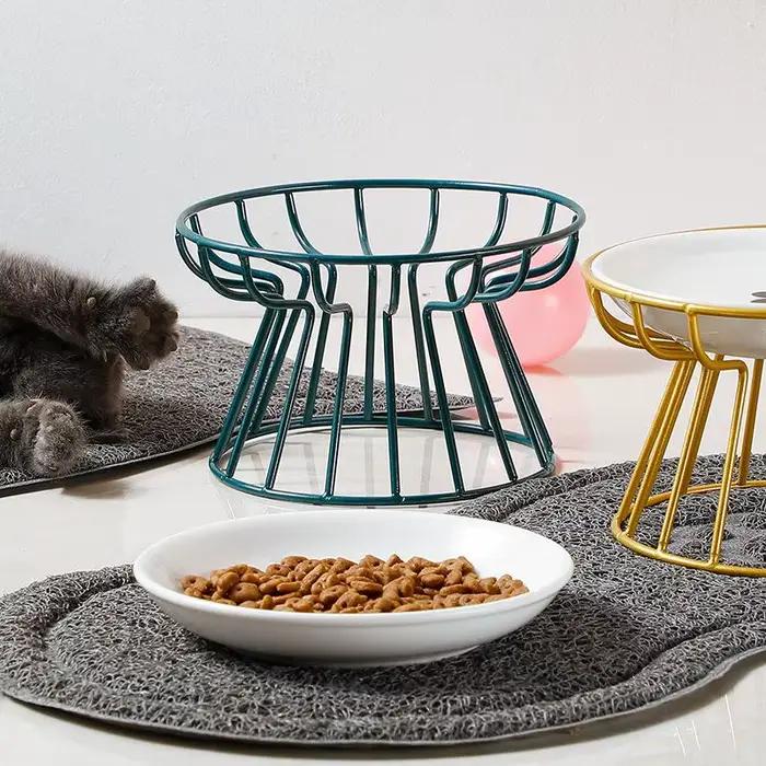 Bol sur pied pour chats et chiens