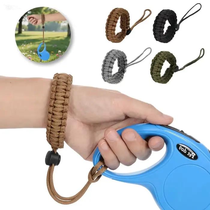 Laisse pour chien mains libres avec sangle de poignet anti-chute réglable