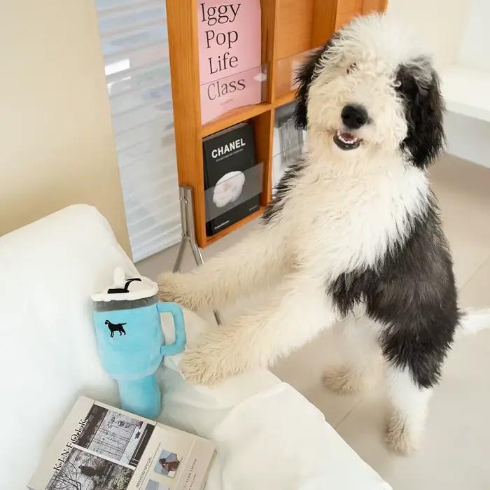 Tasse de chiot grinçante de 31cm de haut