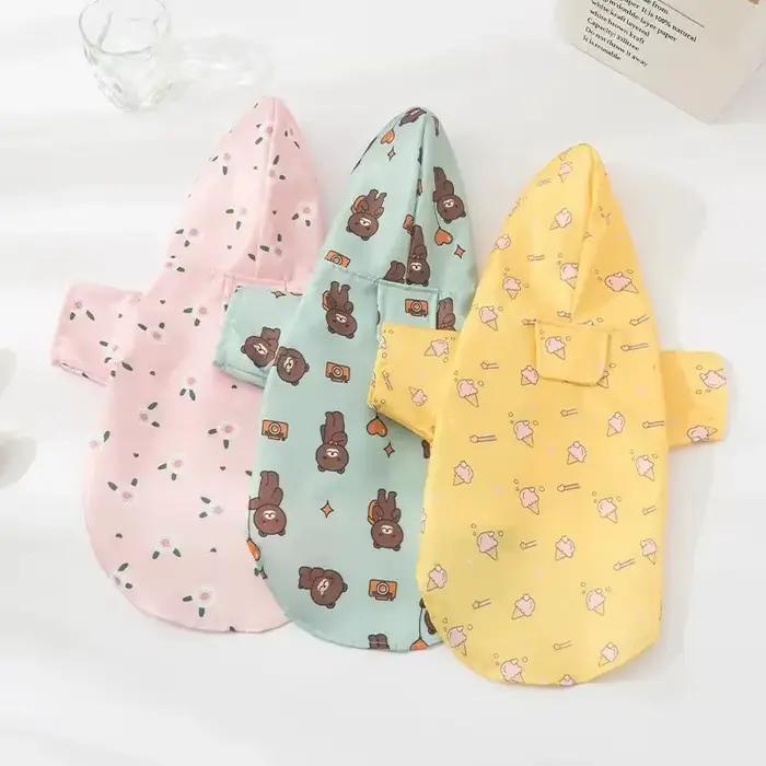 Manteau imperméable pour chien avec chapeau