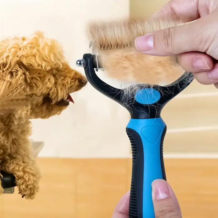 Brosse démêlante pour chien