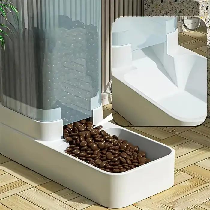 Distributeur automatique d'eau pour chien