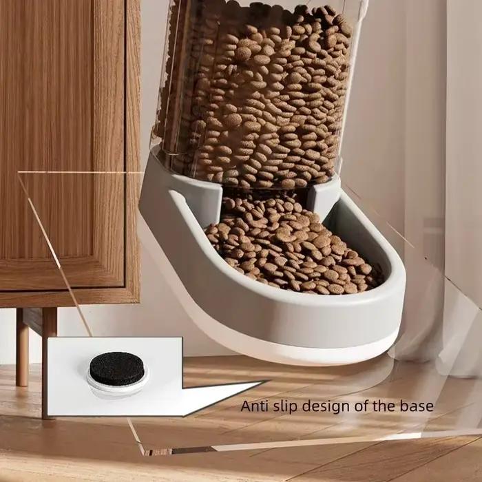 Distributeur d'eau pour chien et chat