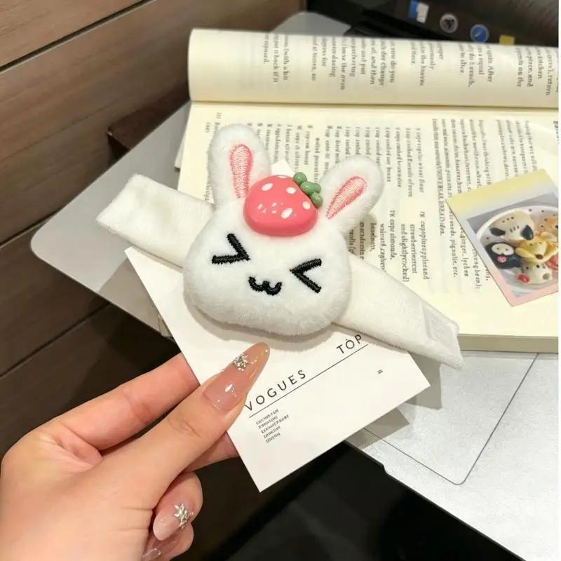 Clip de sac à dos en peluche de lapin réaliste et moelleux, accessoire de sangle de sac charmant, ca