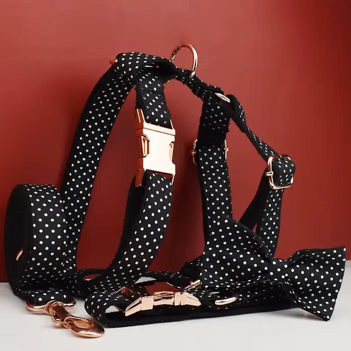 Collier, laisse et harnais pour chien en polyester imprimé par sublimation avec logo personnalisé, a