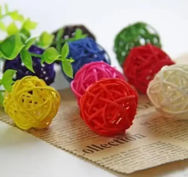 10 pièces/lot multicolore couleur Sepak Takraw perroquet jouet à mâcher balle animal de compagnie oi