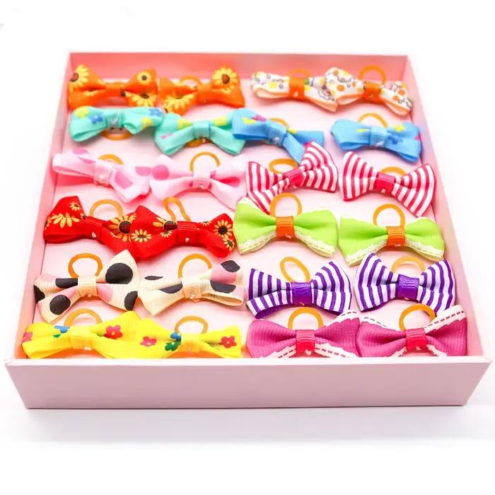 Nœuds de cheveux décorés pour petits chiens, 10/20/30 pièces, accessoires de toilettage pour petits