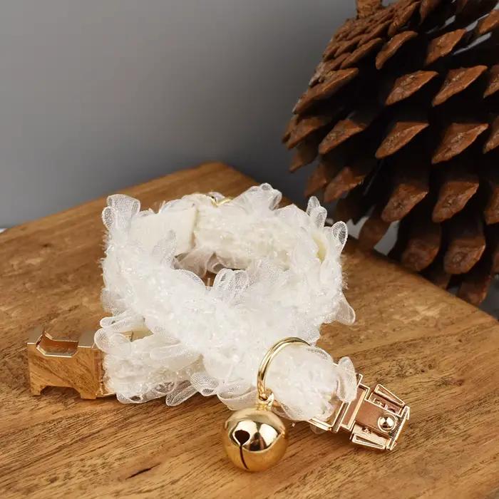 Collier en dentelle pour chat, réglable, sûr, personnalisé, avec nom, doux, avec clochette, pour cha