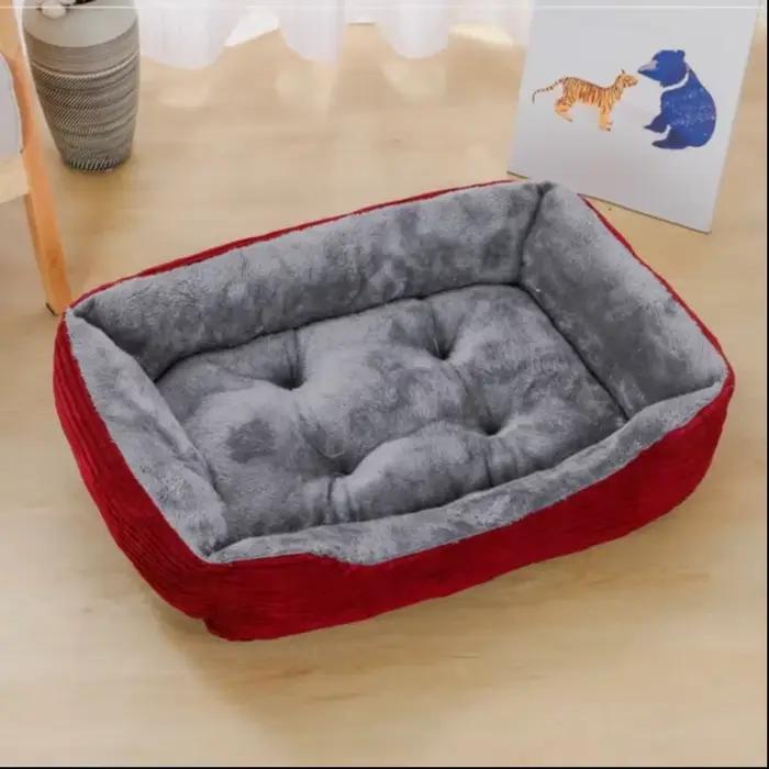 Lit carré pour chiens, accessoires pour animaux de compagnie, canapé-lit apaisant en peluche, coussi
