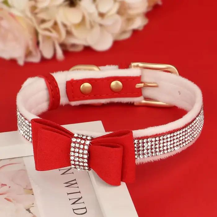 Collier pour chien avec nœud papillon mignon, strass scintillants, pour petits chiens et chats, en v