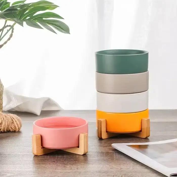 Bol en céramique pour animaux de compagnie avec support en bois