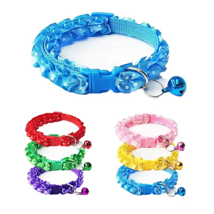 Petit collier réglable avec clochette pour animal de compagnie