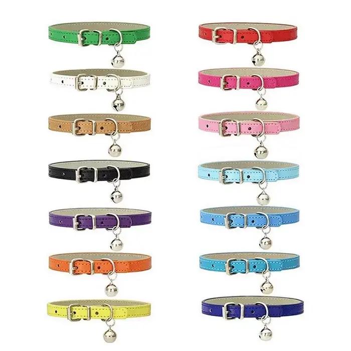 Collier en cuir PU avec cloches pour chien et chat