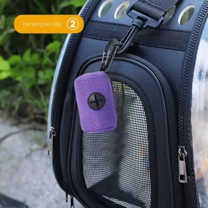Distributeur de sacs à déjections canines suspendable