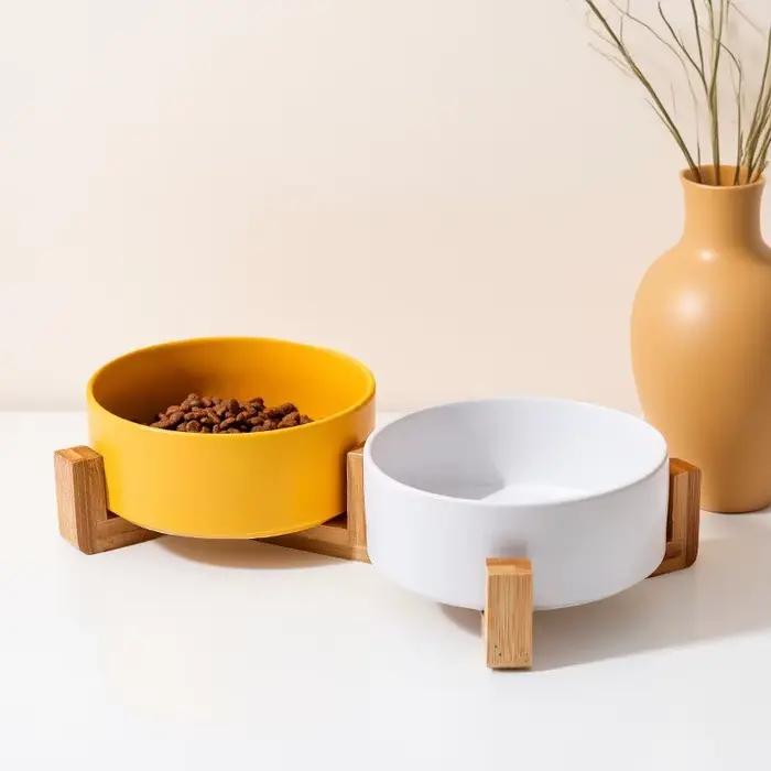 Bol en céramique pour animaux de compagnie avec support en bois
