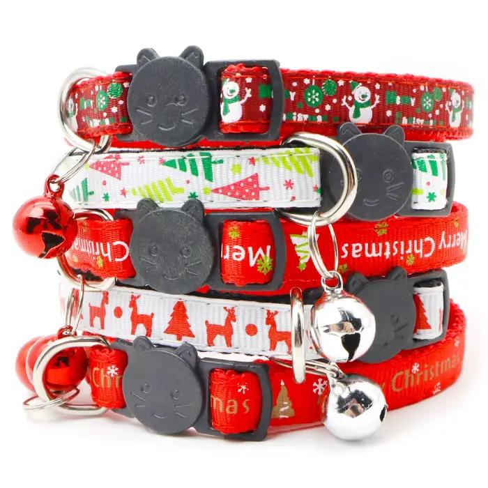 Ornements de collier de chien de Noël