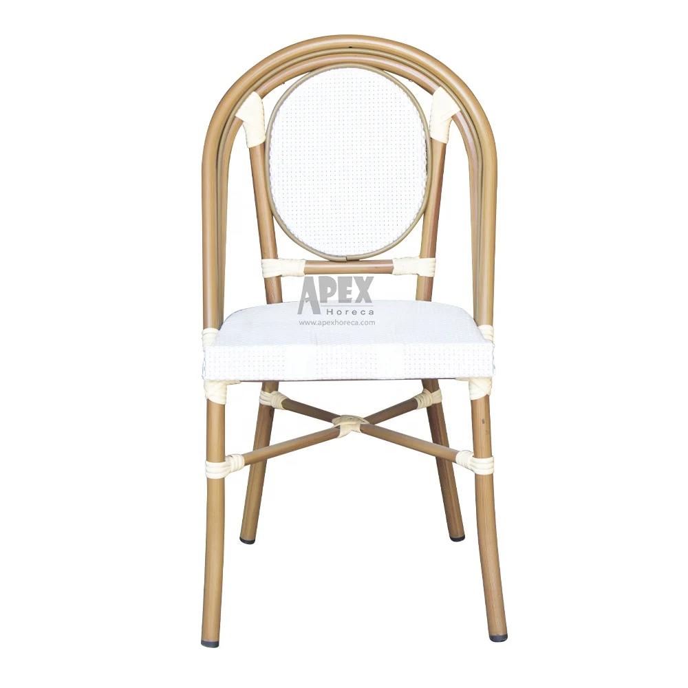 Chaise de salle à manger empilable en rotin de bistro de balcon de meubles de restaurant extérieur français