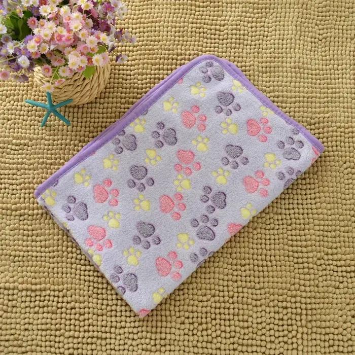 Couverture pour animaux de compagnie en flanelle