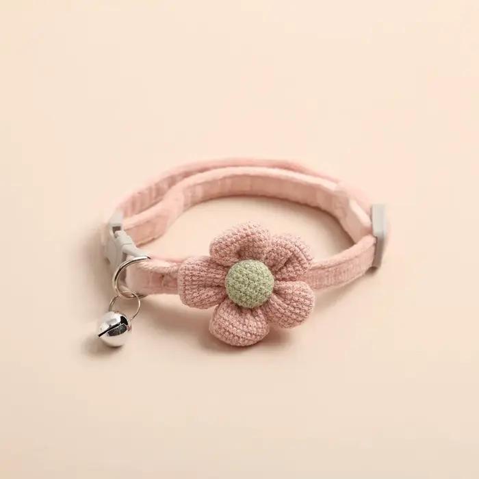 Collier pour chat avec fleur mignonne