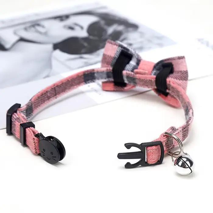 Collier pour chat détachable pour animaux de compagnie, nœud papillon et cloche, mignon Plaid de noë