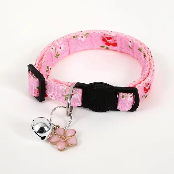 Colliers de chat détachables avec cloches et pendentif, collier de chat à fleurs, colliers réglables pour femmes, filles, chats, garçons, chats et chiots