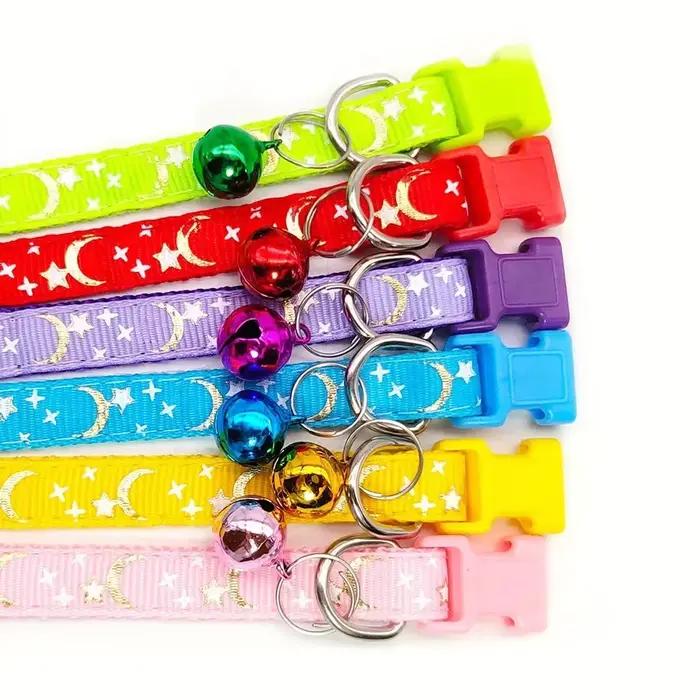 Accessoires pour chiens collier de chien réglable étoiles de lune de dessin animé avec cloche