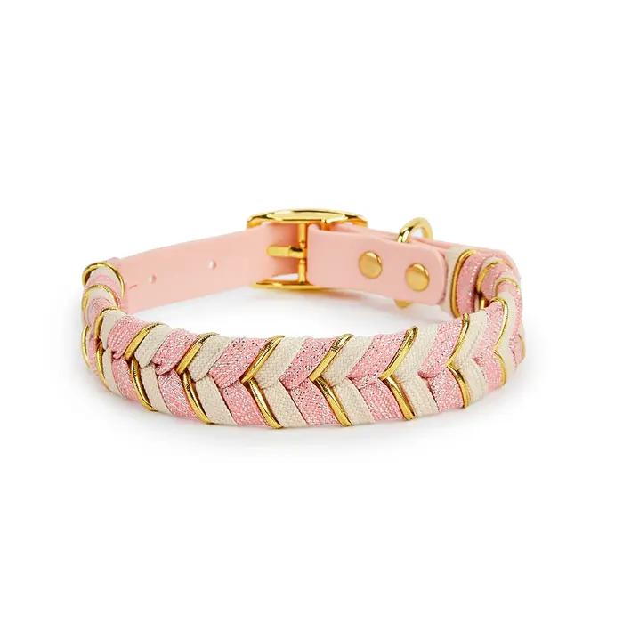 Collier pour chien fait à la main