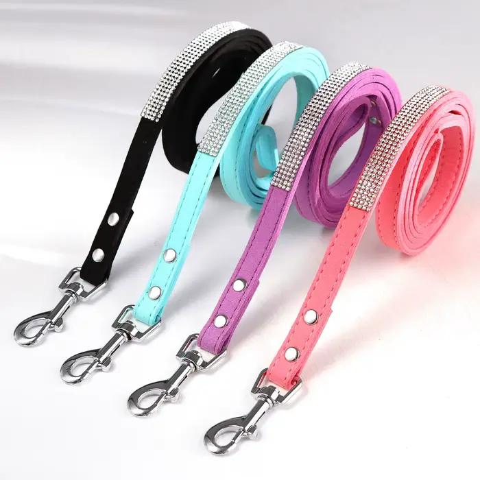 Collier en cuir pour chien avec strass scintillants