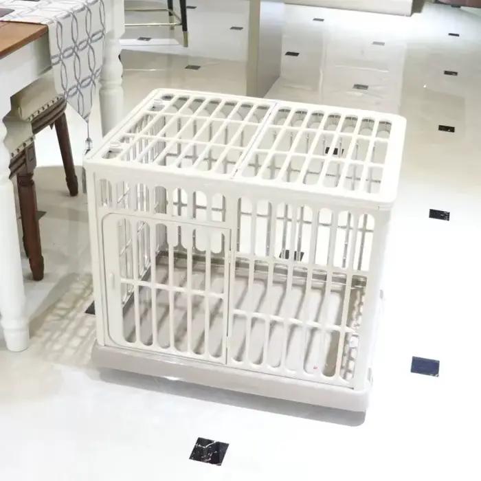 Caisse intérieure en résine pour chien