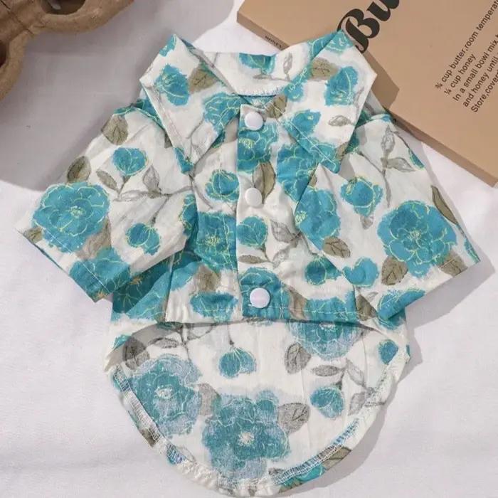 T-shirt pour chien à motif floral mignon