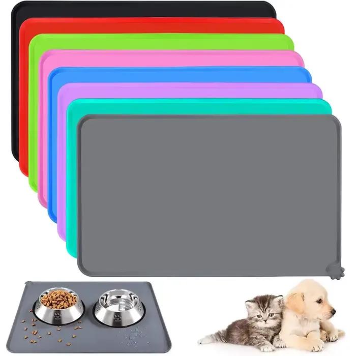 Tapis de nourriture pour chien et chat